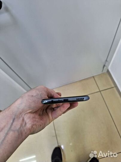 HONOR 20e, 4/64 ГБ