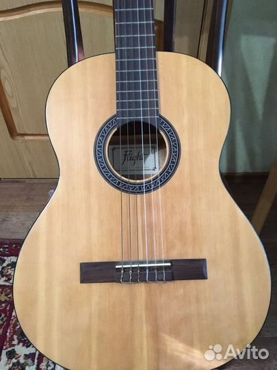 Классическая гитара