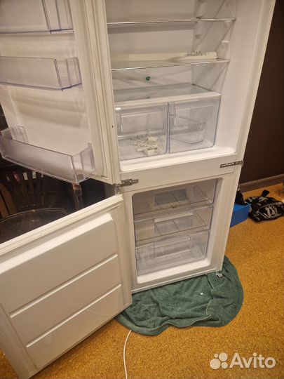 Встраиваемый холодильник бу