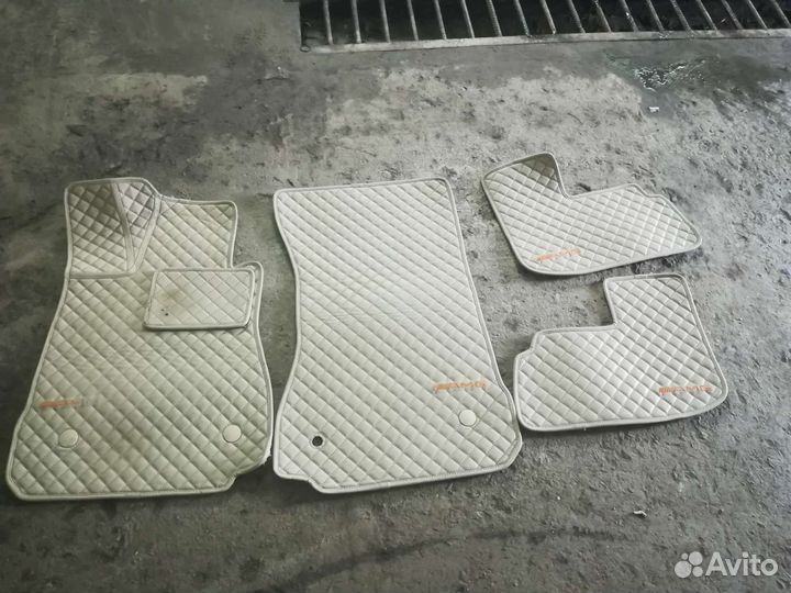 Автомобильные коврики mercedes