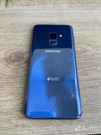 Samsung Galaxy S9, 4/128 ГБ