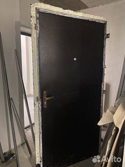 Дверь входная