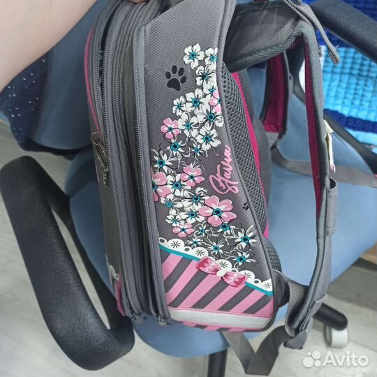 Ранец школьный каркасный Stavia серый