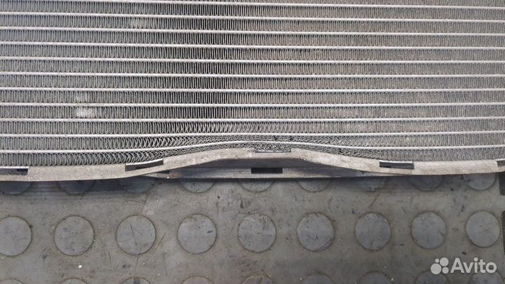 Радиатор охлаждения двигателя Volkswagen Caddy