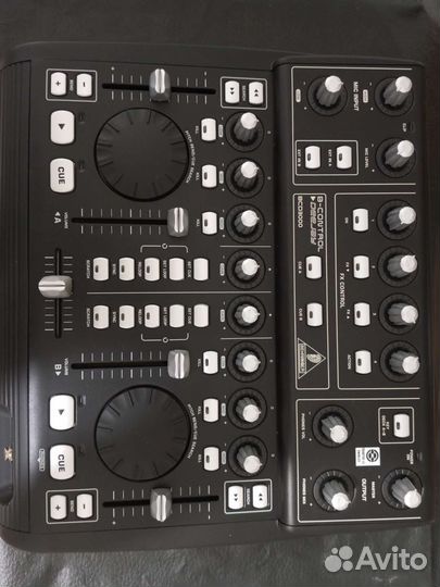 Dj контролер Behringer BCD 3000