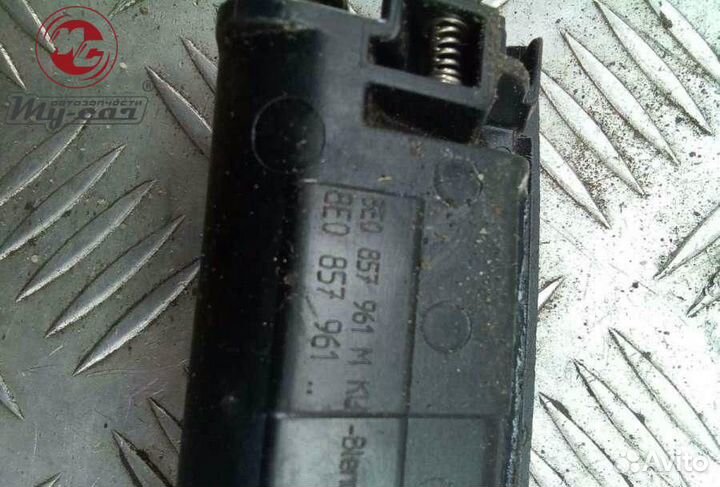 Пепельница audi a4 b6 (2000-2006) 1.9 8e0857961m