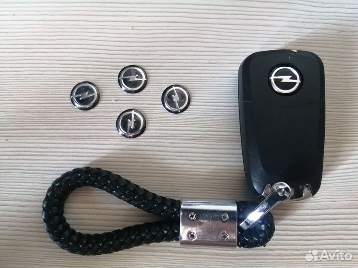 Эмблема Opel на ключ