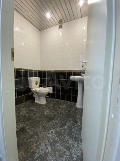 Торговая площадь, 140 м²