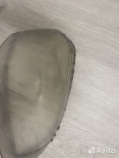 Стекло левой фары Chevrolet Lacetti седан б/у