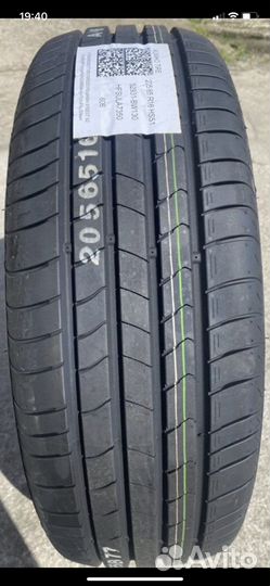 Kumho Ecsta HS51 205/65 R16 95H