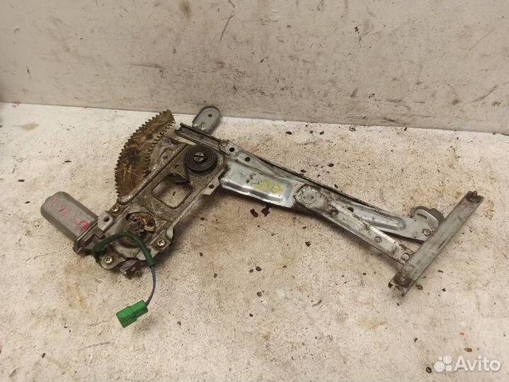 Стеклоподъемник электрический передний правый 6211