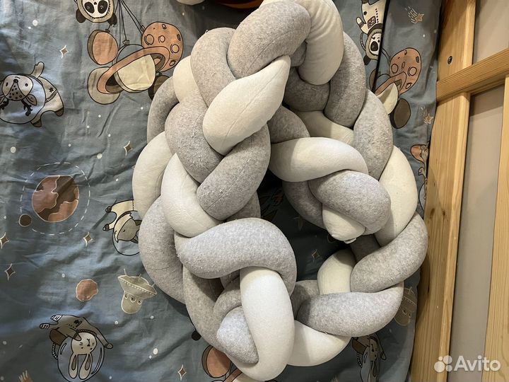 Бортики в кроватку косичка