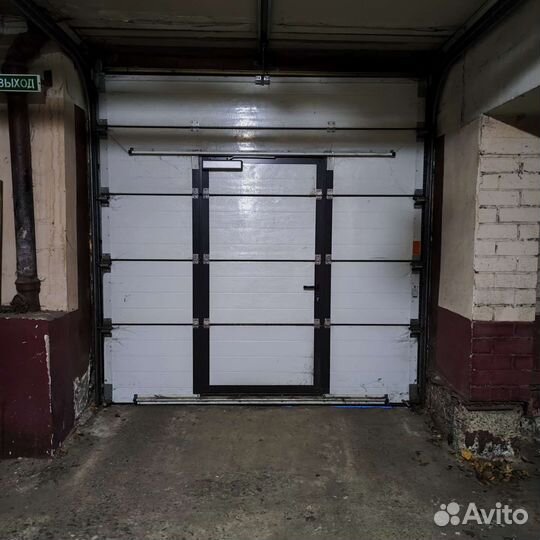 Секции от двух ворот. Без механизмов