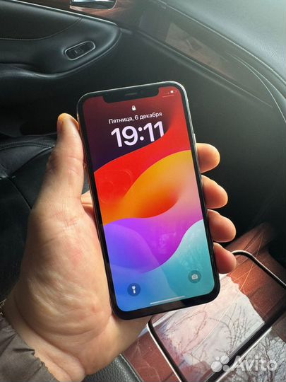 iPhone 11 Pro, 64 ГБ