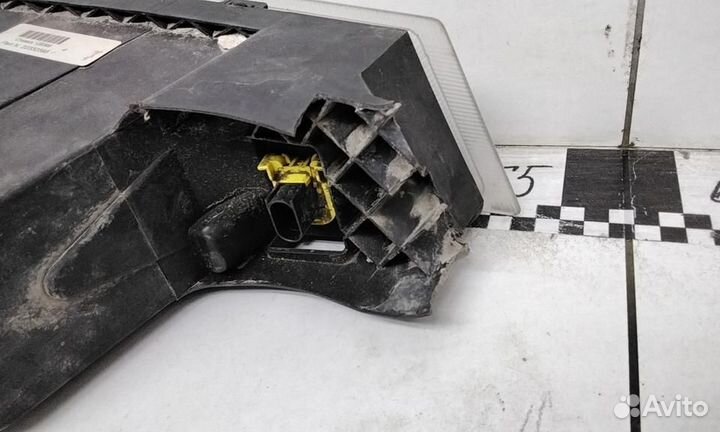 Фара птф передняя левая Volvo FH 4 под 2 лампы