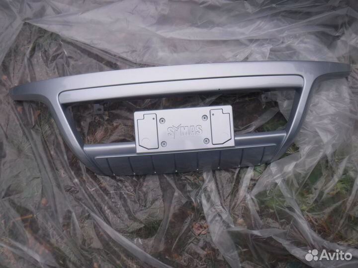 Накладка переднего бампера сангйонг Рекстон Rexton