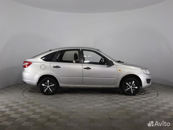 LADA Granta 1.6 МТ, 2014, 215 708 км