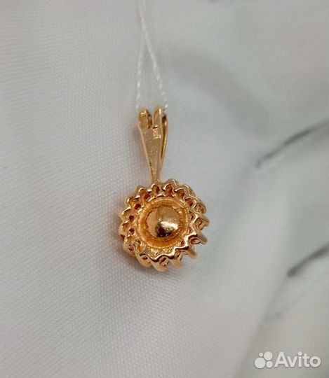 Подвеска с синтетическим камнем Золото