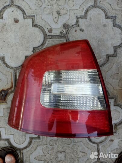 Фонарь на skoda octavia