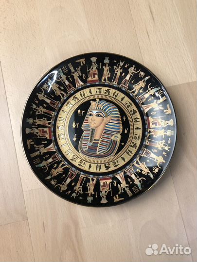 Искусство Тутатхамон тарелка в золоте