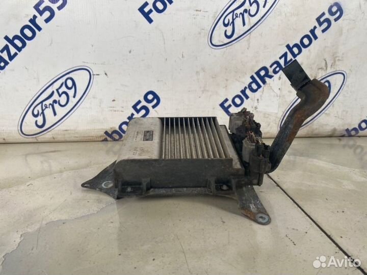 Блок управления форсунками Toyota Avensis T270