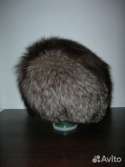 Шапка зимняя из чернобурой лисы