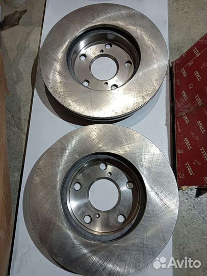 Тормозные диски передние Toyota Previa (l)