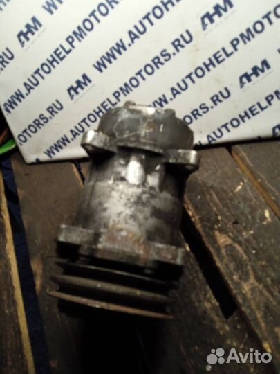 Компрессор кондиционера Renault Magnum 2006