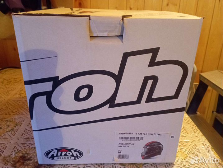 Шлем интегралAiroh Movement-S FAster Red Gloss