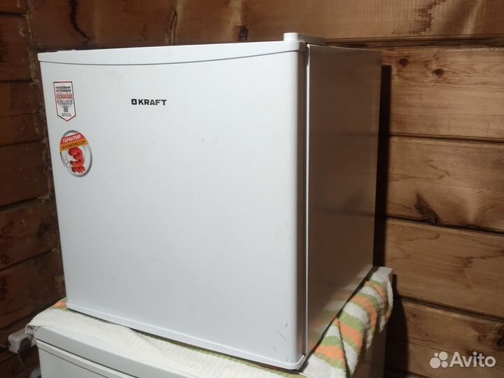 Холодильник маленький