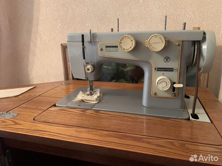 Швейная машинка Подольск 142 СССР