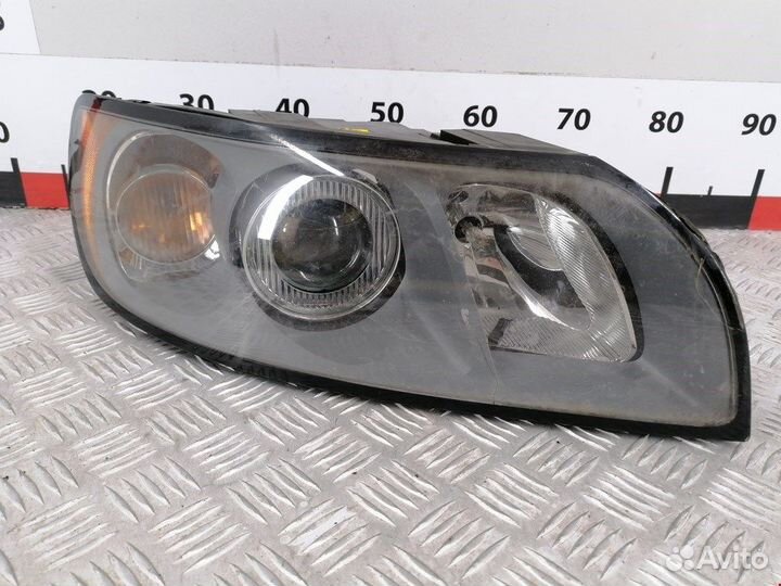 Фара передняя для Volvo V50 1 31335228