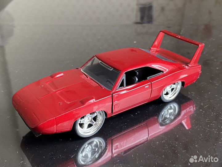 Dodge challenger daytona 1969 1:32