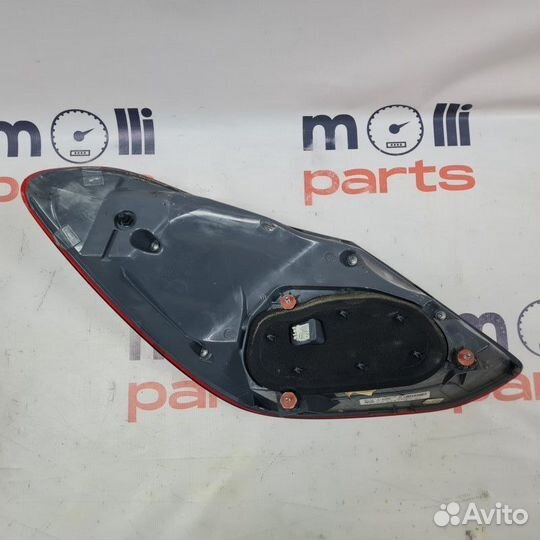 Фонарь задний правый Mercedes-Benz C-Class W205