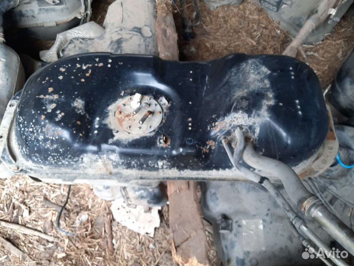 Бензобак митсубиси L200 KB 2008