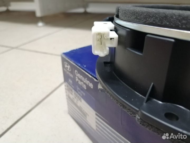 Динамик передней левой двери Санта Фе. Новый. Ориг