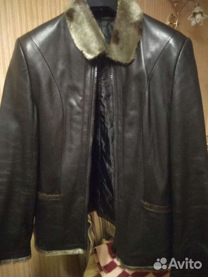 Куртка кожаная женская 48 размер