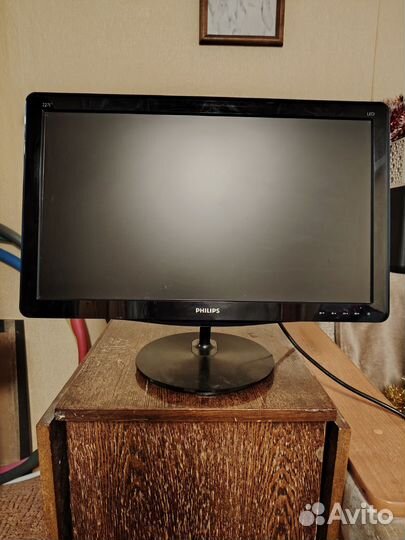 Монитор philips 22 дюйма