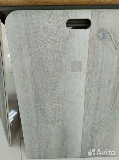 Купить замковый кварц винил