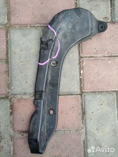 Подкрылок задний левый toyota Caldina