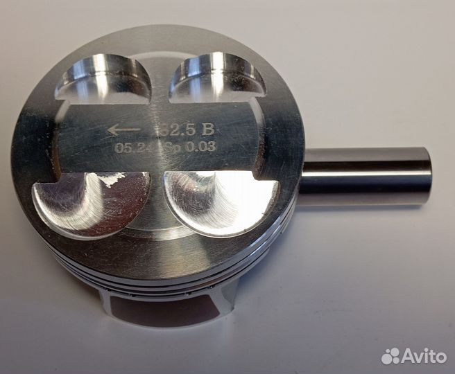 Поршни с кольцами безвтыковые 82,5 В -ваз 21126