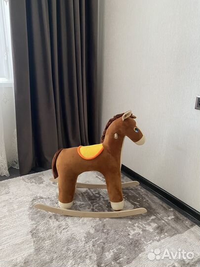 Качалка лошадь