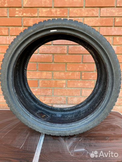 Hankook Winter I'Cept Evo2 W320 275/30 R20 97V