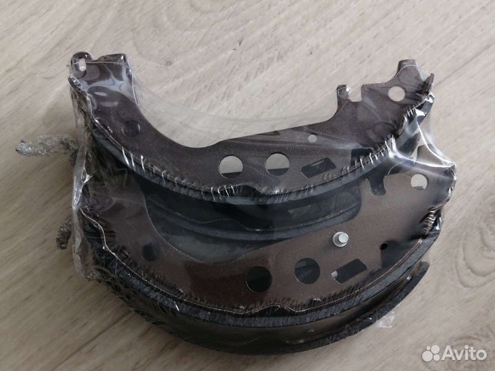 Тормозные колодки задние