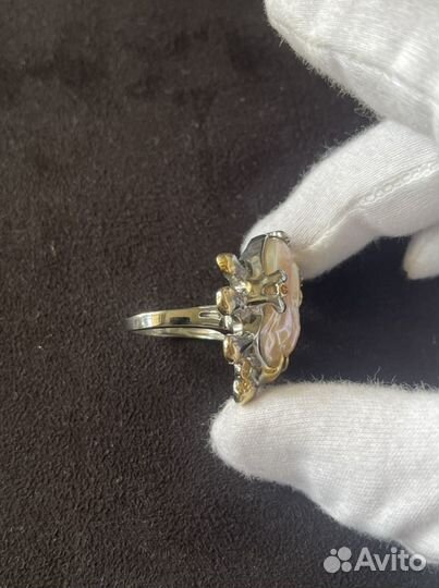 Серебряное кольцо с натуральным жемчугом