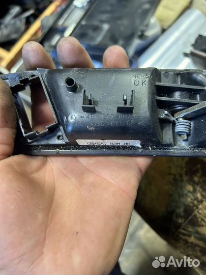 Ручка двери внутреннаяя audi a6 c5