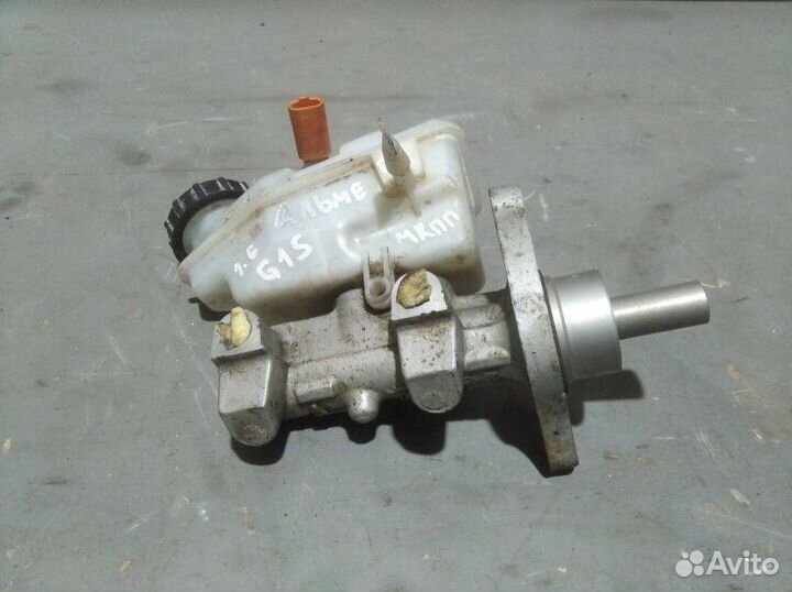 Главный тормозной цилиндр Nissan Almera седан 1.6