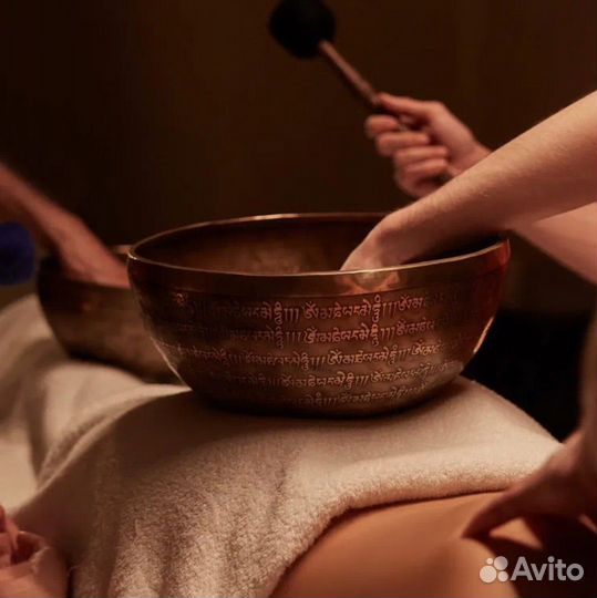 Массаж тибетскими поющими чашами