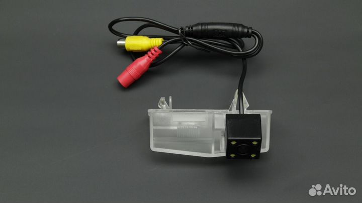 Камера заднего вида для Toyota RAV4 2013-2018