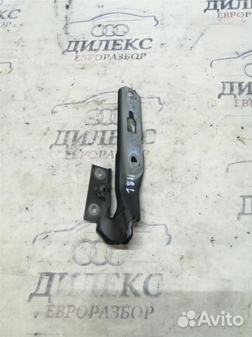 Петля капота левая Audi A4 (B7) 2004-2009